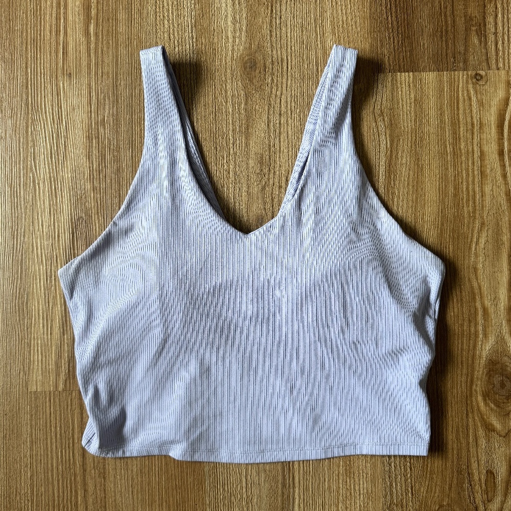 All In Motion Gym Cropped Shelf Sports V-Neck Bra in Mauve/Lavendar - M